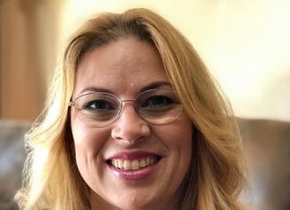 Barnes & Noble Book Signing with Contemporary Romance Author Elise Manion Saturday, April 7, 2018 — BHC Press