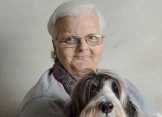 Digital Volunteer Receives Illinois Governor’s Service Award — Humanity Road